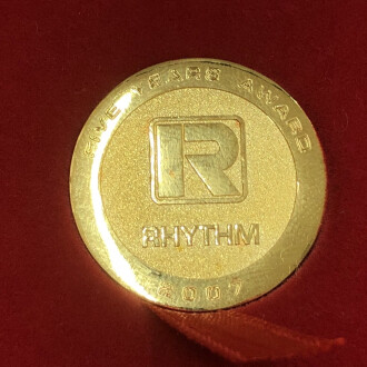 RHYTHM 5年勤続記念メダルをお買取しました！｜記念品・メダルも査定できます