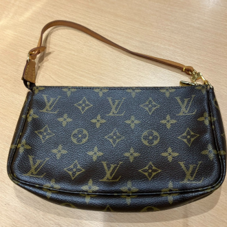 ヴィトン モノグラム ポシェット・アクセソワールをお買取りさせていただきました！