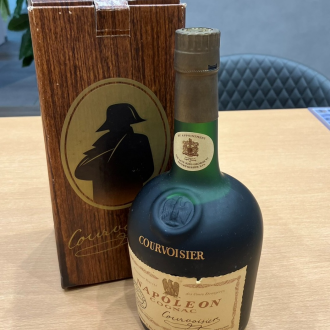 ナポレオン クルボアジェ ブランデー をお買取りさせていただきました！